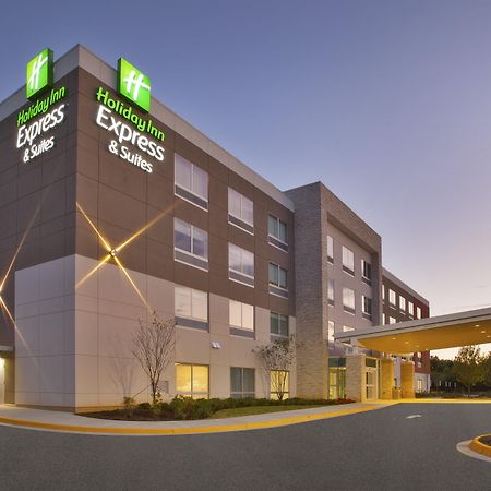 Holiday Inn Express And Suites South Hill By Ihg Ngoại thất bức ảnh