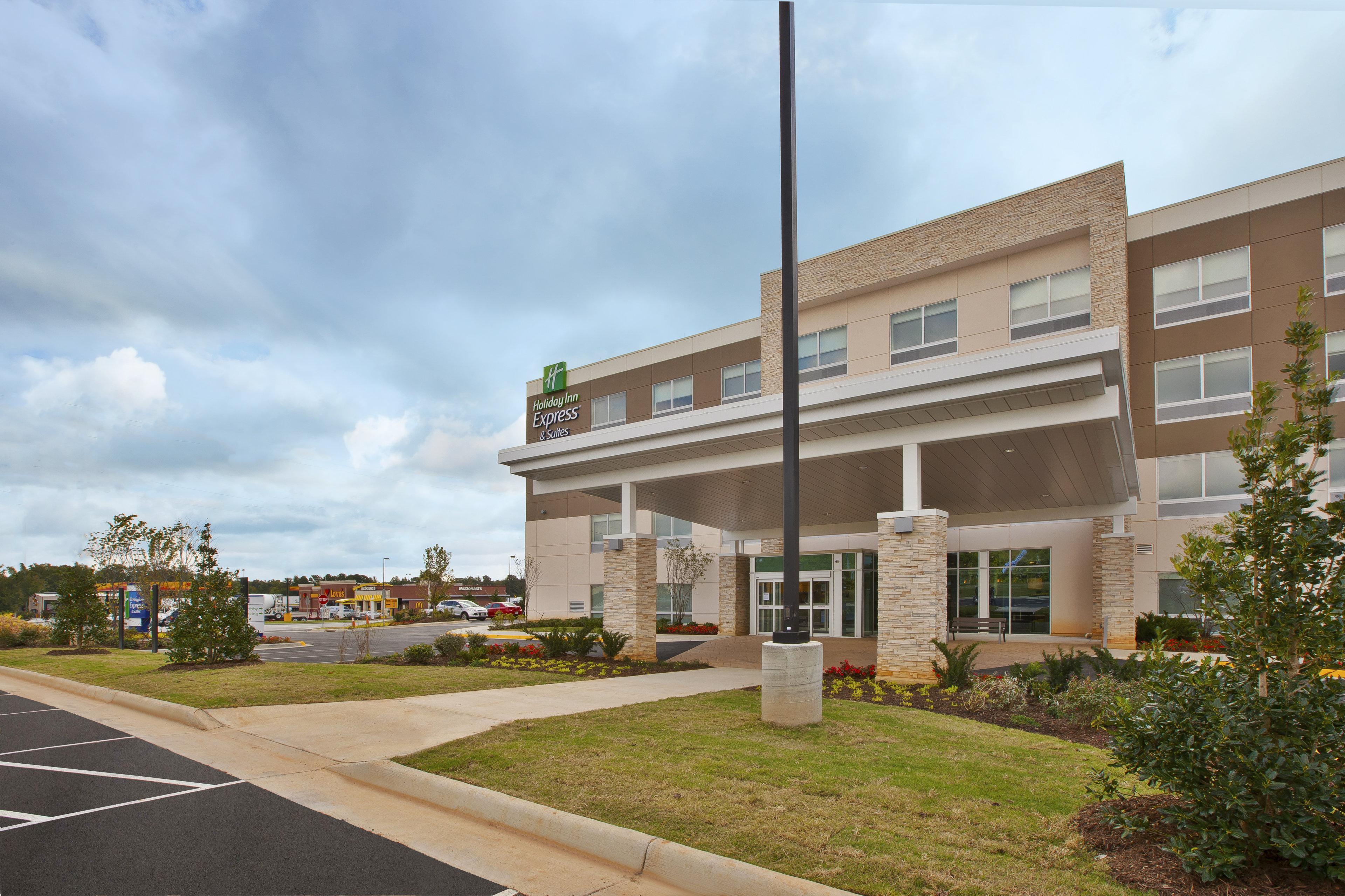 Holiday Inn Express And Suites South Hill By Ihg Ngoại thất bức ảnh