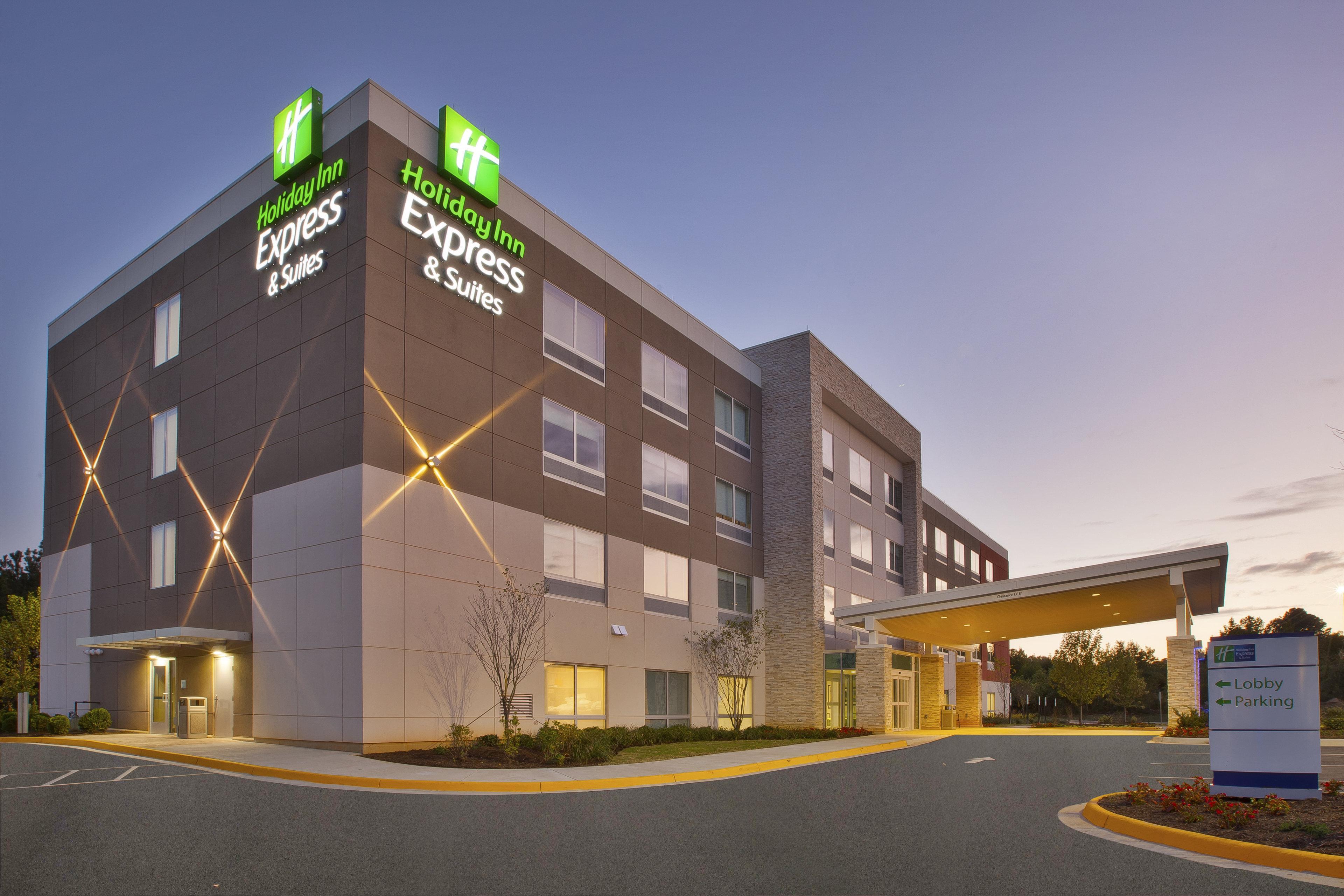 Holiday Inn Express And Suites South Hill By Ihg Ngoại thất bức ảnh