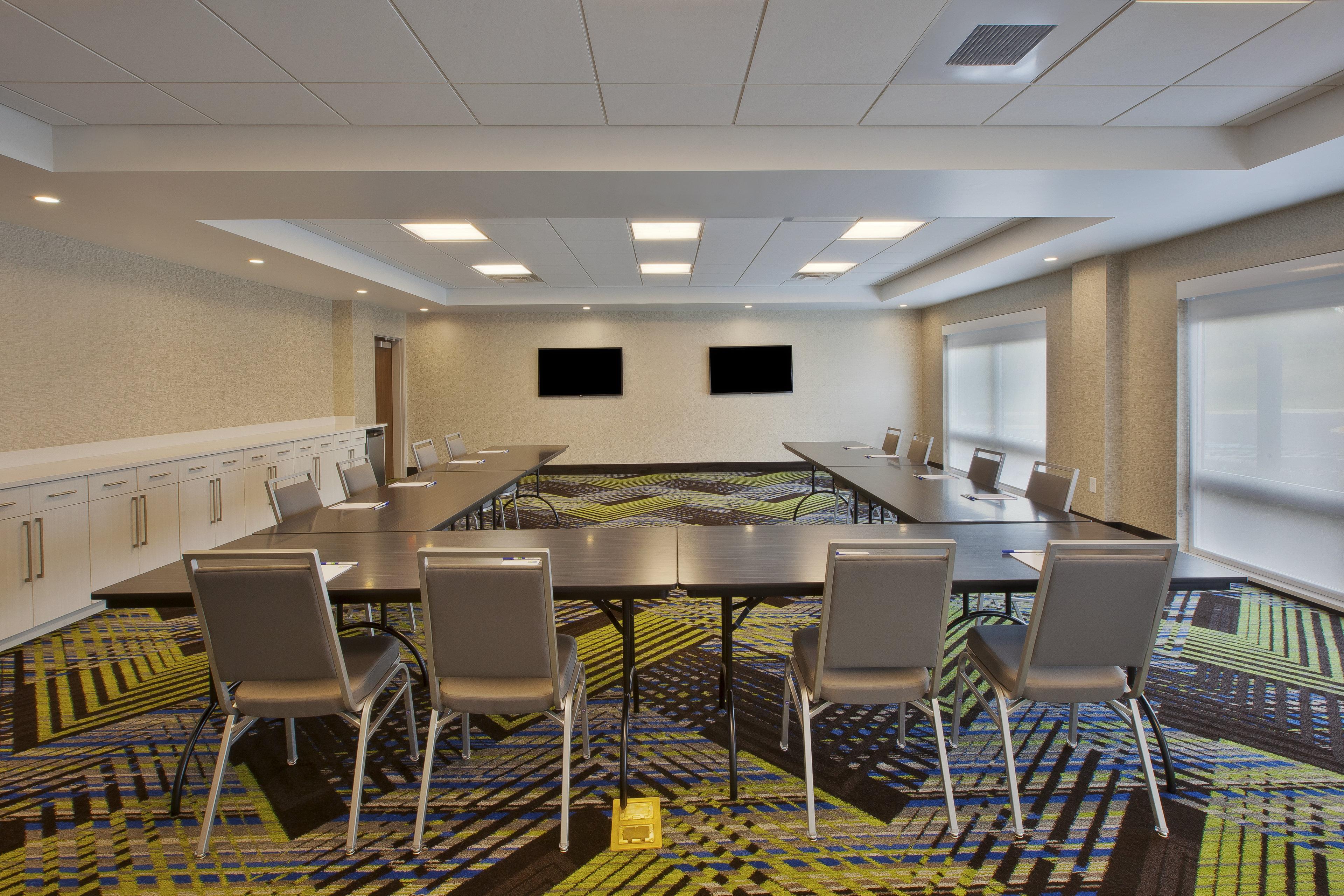 Holiday Inn Express And Suites South Hill By Ihg Ngoại thất bức ảnh
